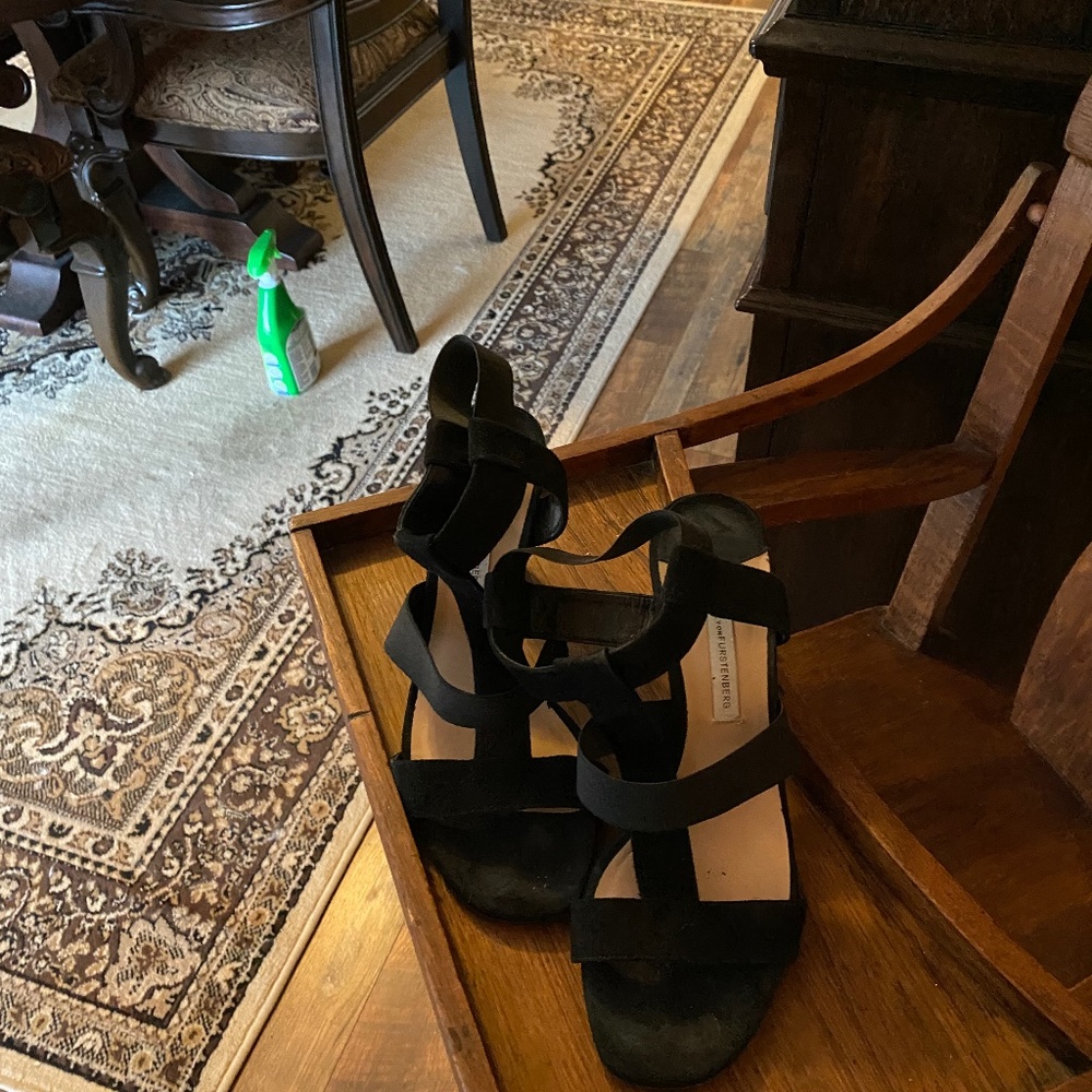 T strap fabric heels